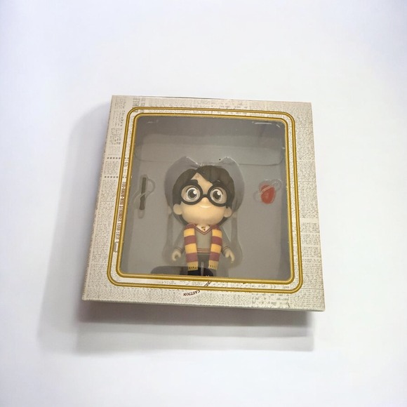 Harry Potter (Scarf) 5 Star Funko Pop - Picture 3 of 4